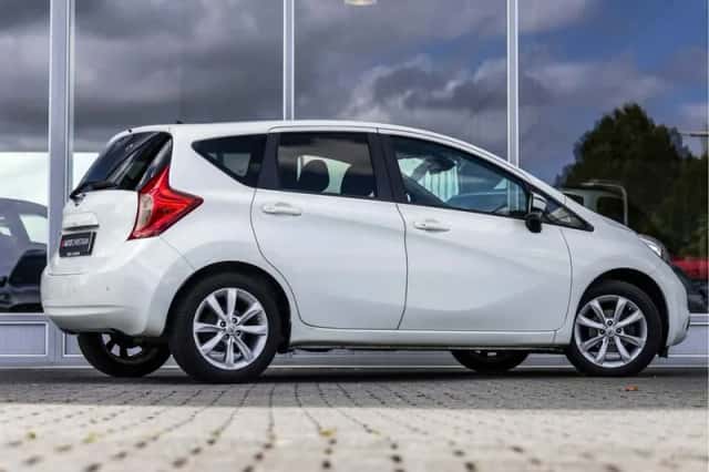 Nissan Note (2015) thumbnail 3
