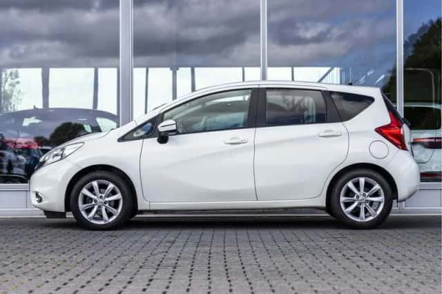 Nissan Note (2015) thumbnail 6