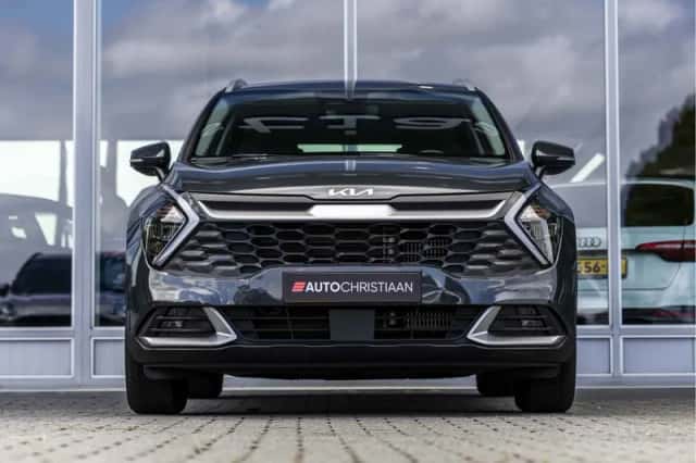 Kia Sportage (2023) thumbnail 4