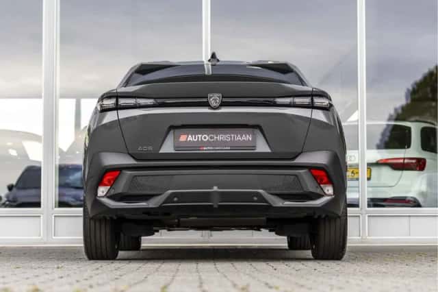 Peugeot 408 (2025) thumbnail 5