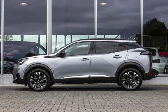 Peugeot 2008 (2022) thumbnail 6