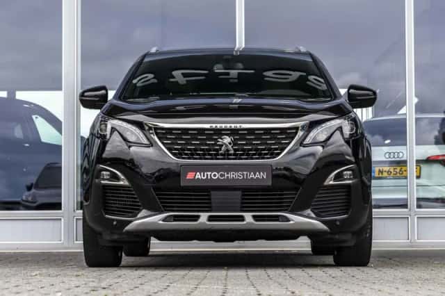 Peugeot 5008 (2018) thumbnail 4