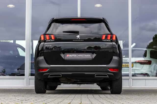 Peugeot 5008 (2018) thumbnail 5