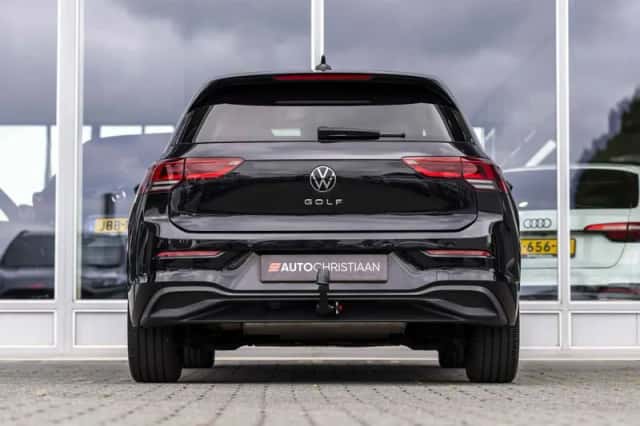 Volkswagen Golf (2020) thumbnail 5
