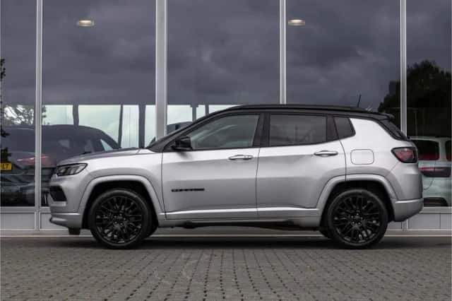Jeep Compass (2022) thumbnail 6