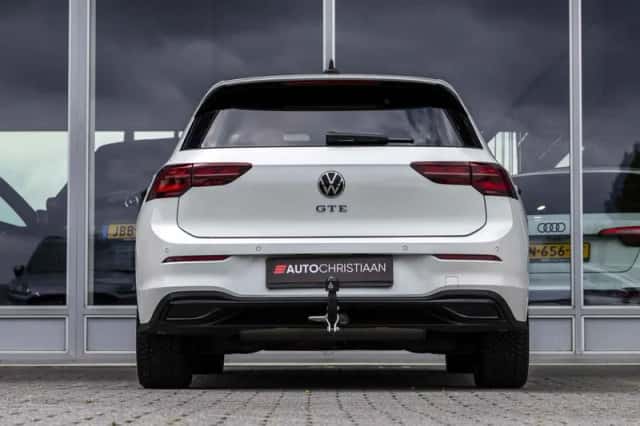 Volkswagen Golf (2021) thumbnail 5