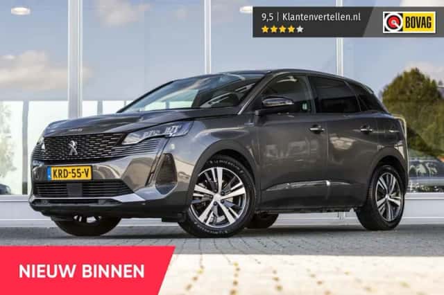 Peugeot 3008 (2023) thumbnail 2