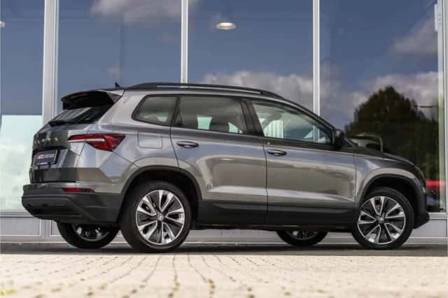 Škoda Karoq (2022) thumbnail 3