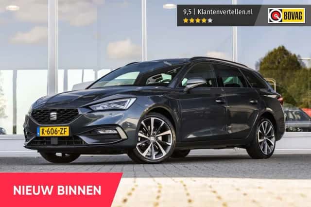 SEAT Leon (2021) thumbnail 2