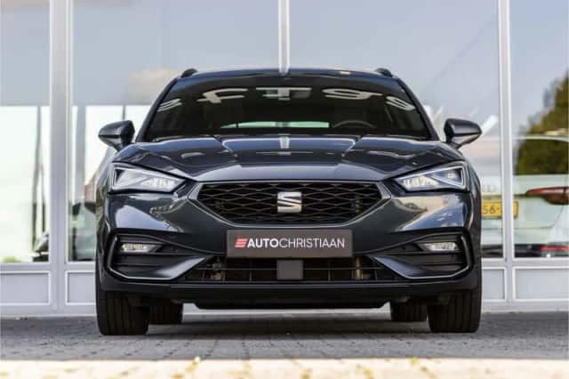 SEAT Leon (2021) thumbnail 4