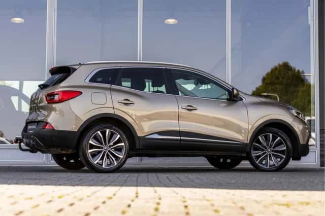 Renault Kadjar (2017) thumbnail 3