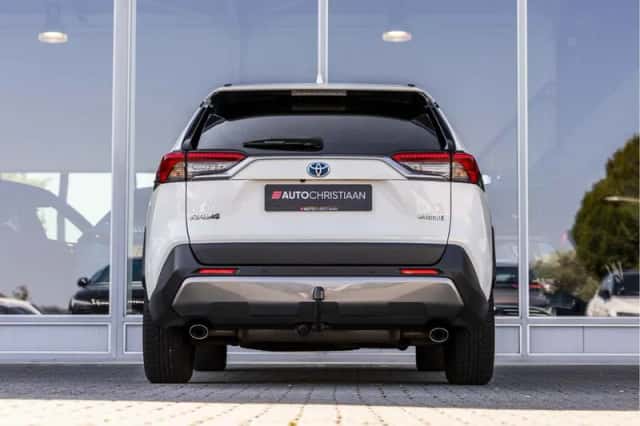 Toyota RAV4 (2020) thumbnail 5