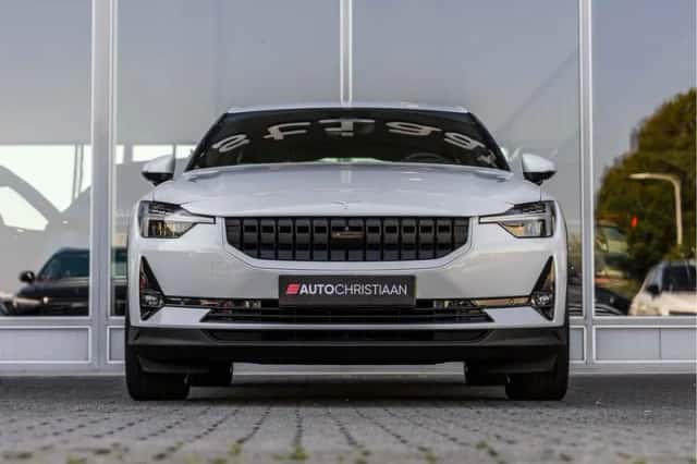 Polestar 2 (2023) thumbnail 4