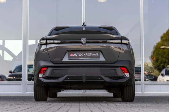Peugeot 408 (2025) thumbnail 5
