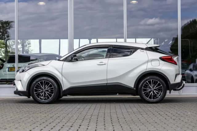 Toyota C Hr (2018) thumbnail 6