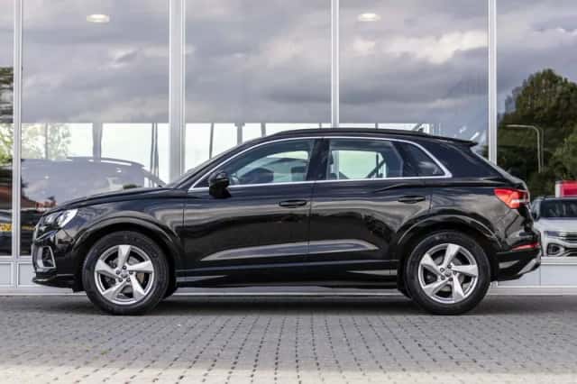 Audi Q3 (2019) thumbnail 6