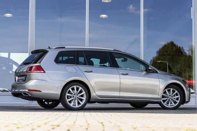 Volkswagen Golf (2017) thumbnail 3