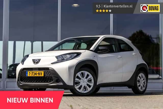 Toyota Aygo X (2023) thumbnail 2