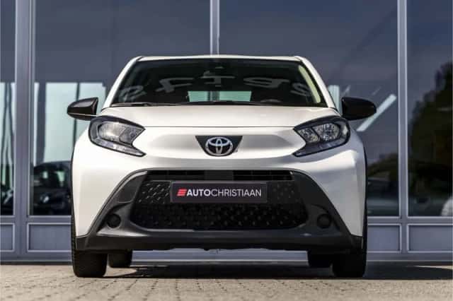Toyota Aygo X (2023) thumbnail 4