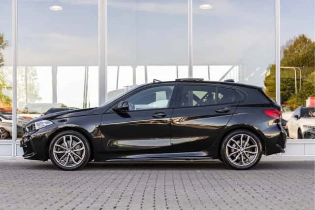 BMW 1-Serie (2023) thumbnail 6