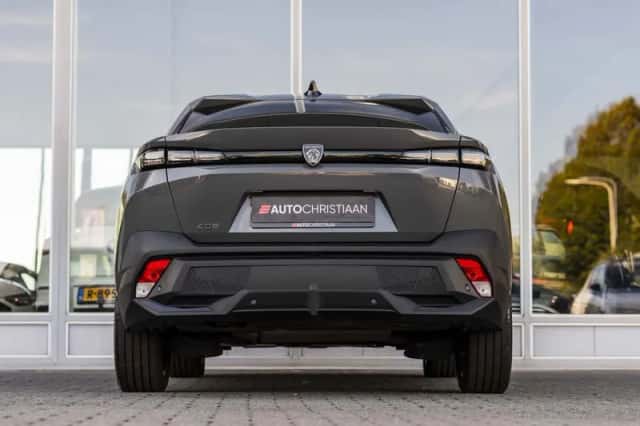 Peugeot 408 (2025) thumbnail 5