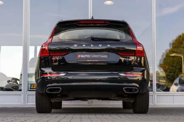 Volvo XC60 (2020) thumbnail 5