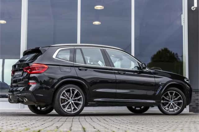BMW X3 (2019) thumbnail 3