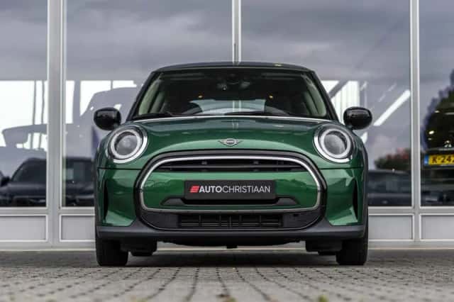 MINI Cooper (2022) thumbnail 4