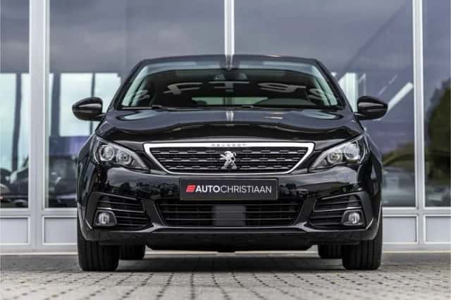 Peugeot 308 (2021) thumbnail 4
