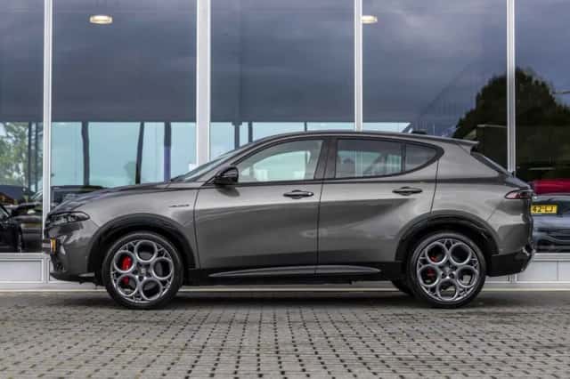 Alfa Romeo Tonale (2025) thumbnail 6
