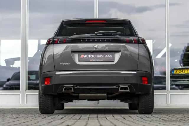 Peugeot 2008 (2021) thumbnail 5