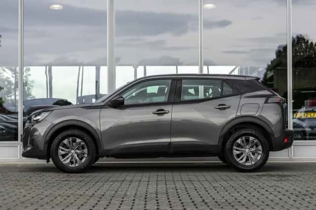 Peugeot 2008 (2021) thumbnail 6
