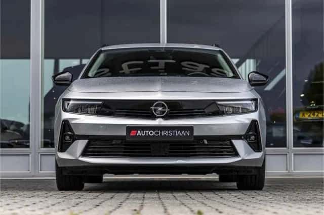 Opel Astra (2024) thumbnail 4