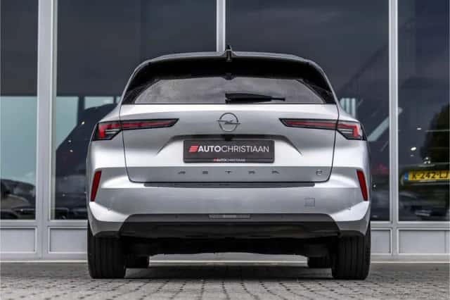 Opel Astra (2024) thumbnail 5