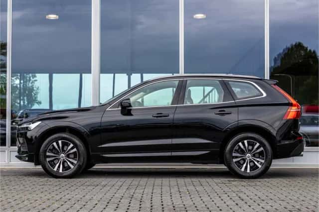 Volvo XC60 (2021) thumbnail 6
