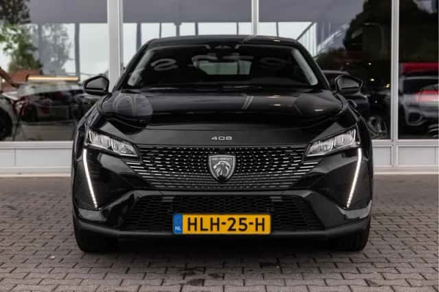 Peugeot 408 (2025) thumbnail 4