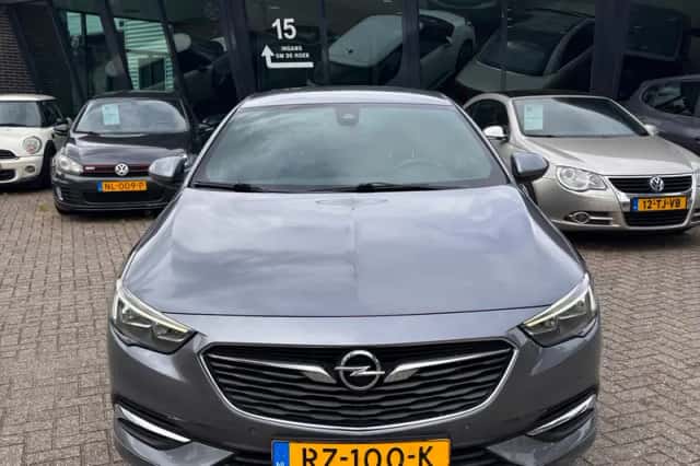 Opel Insignia Grand Sport (2018) thumbnail 4