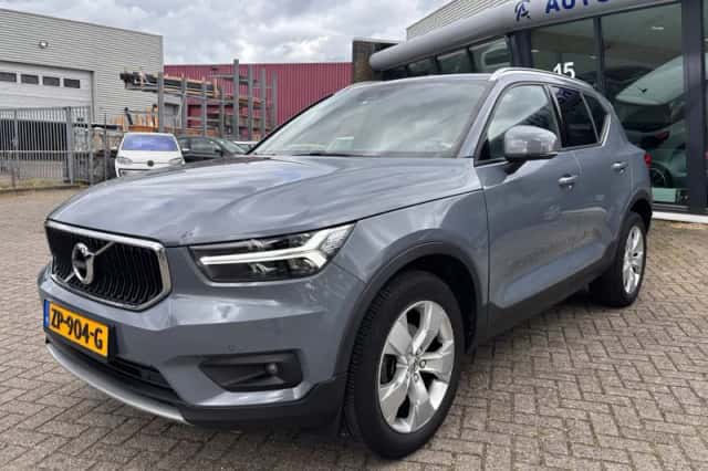 Volvo XC40 (2019) thumbnail 6