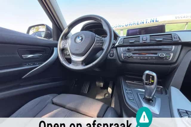BMW 3-Serie (2012) thumbnail 2