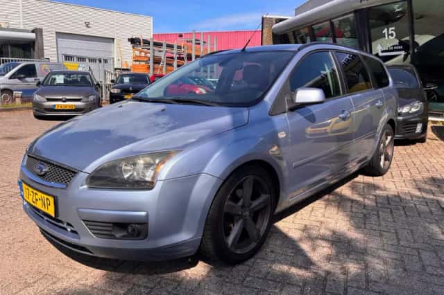 Ford Focus (2008) thumbnail 5