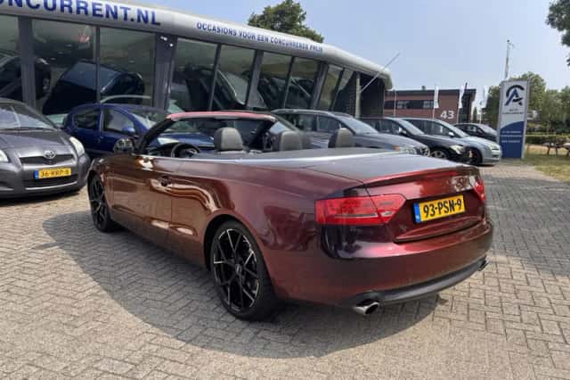 Audi A5 (2010) thumbnail 3