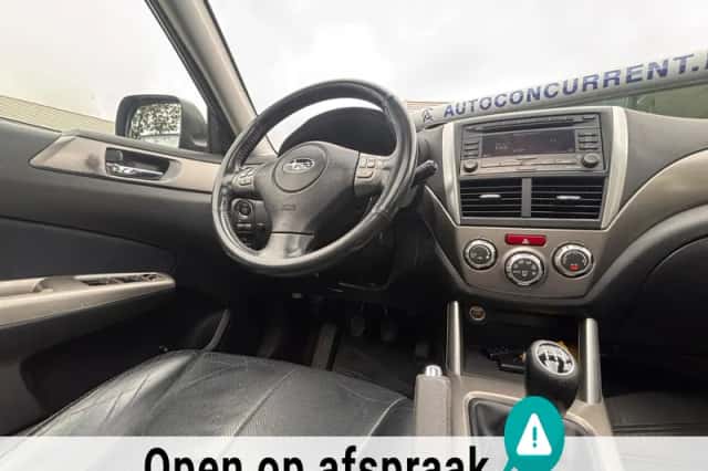 Subaru Forester (2008) thumbnail 2