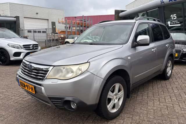 Subaru Forester (2008) thumbnail 5