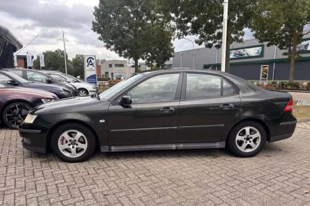 Saab 9-3 (2004) thumbnail 6