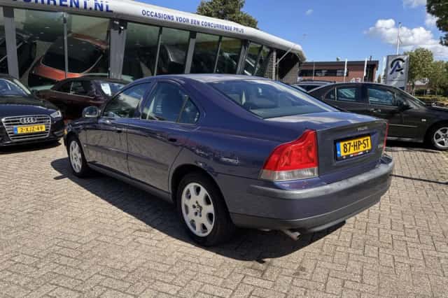 Volvo S60 (2001) thumbnail 3