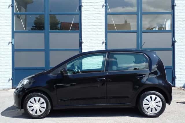 Volkswagen Up! (2022) thumbnail 3