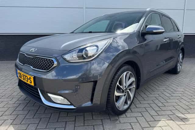 Kia Niro (2018) thumbnail 1