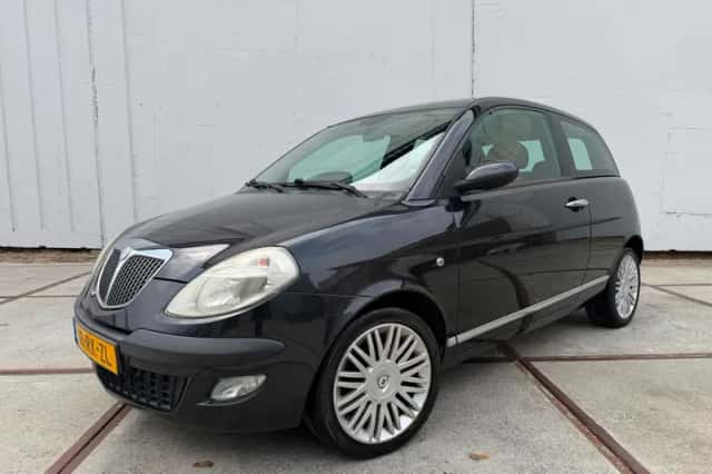Lancia Ypsilon (2005) thumbnail 1