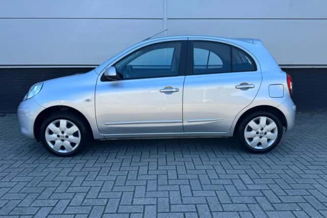 Nissan Micra (2012) thumbnail 2