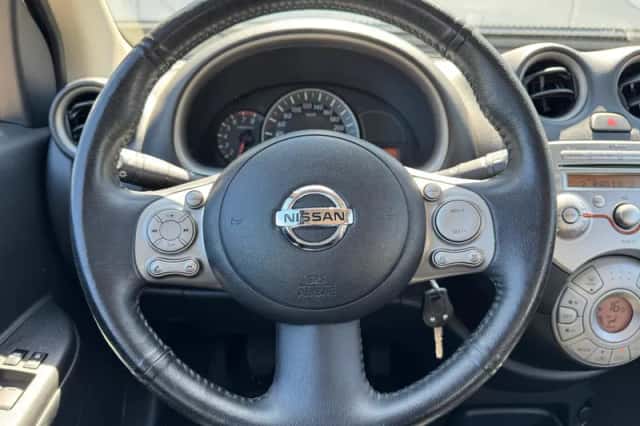 Nissan Micra (2012) thumbnail 6